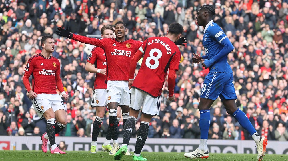 S15下注网站_曼联英超战胜埃弗顿霍伊伦推射破门的是谁